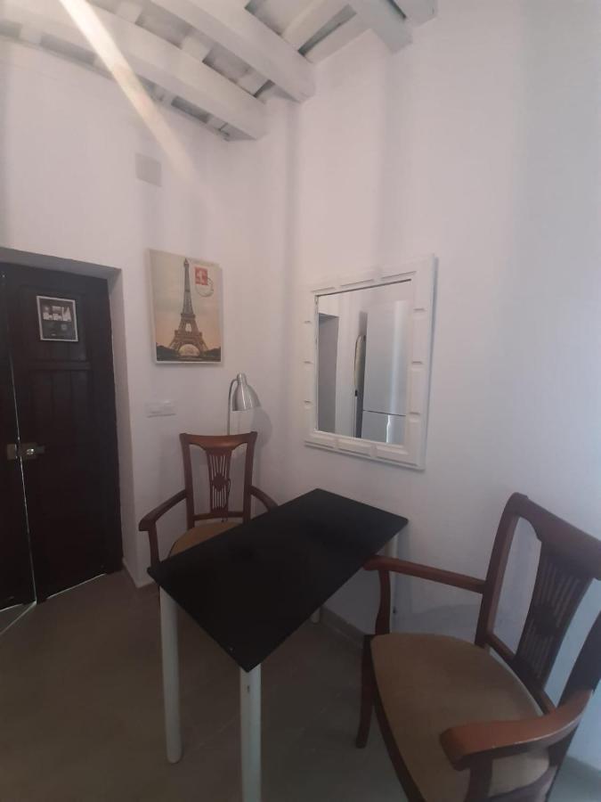 הוילה וחר דה לה פרונטרה Estudio Del Zaguan מראה חיצוני תמונה